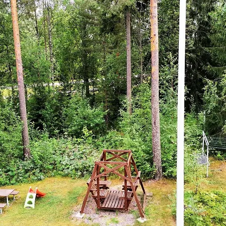 Kodikas Luonnon Aeaerellae, Laehellae Keskustaa * Imatra